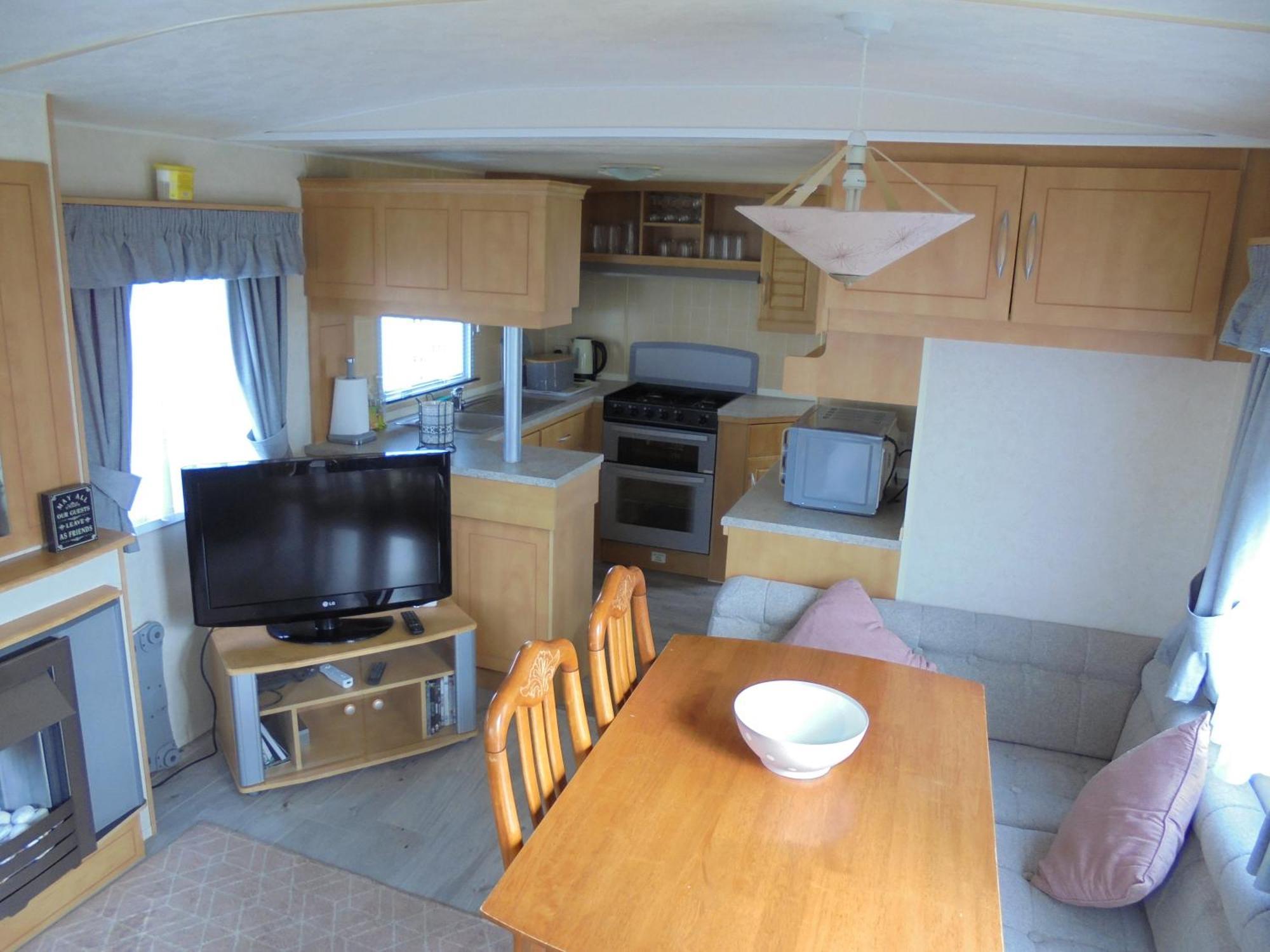 The Chase Sahara Iii 6 Berth 3 Bedrooms *